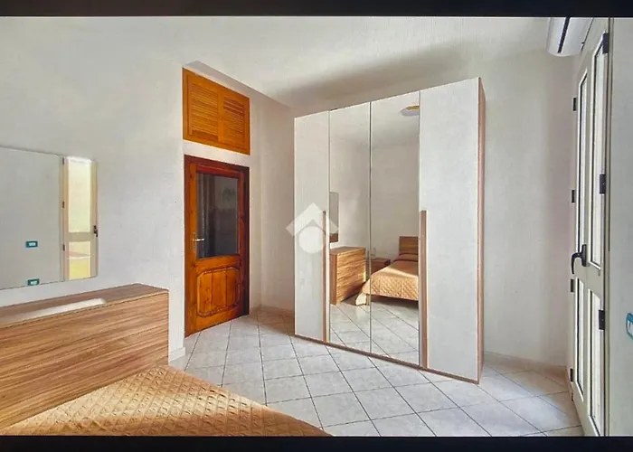 Castelsardo Central Apartment Apartament *