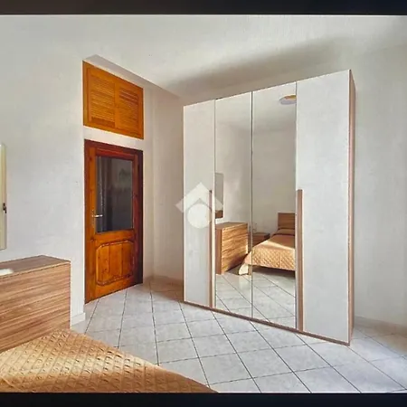 Castelsardo Central Apartment Apartamento *